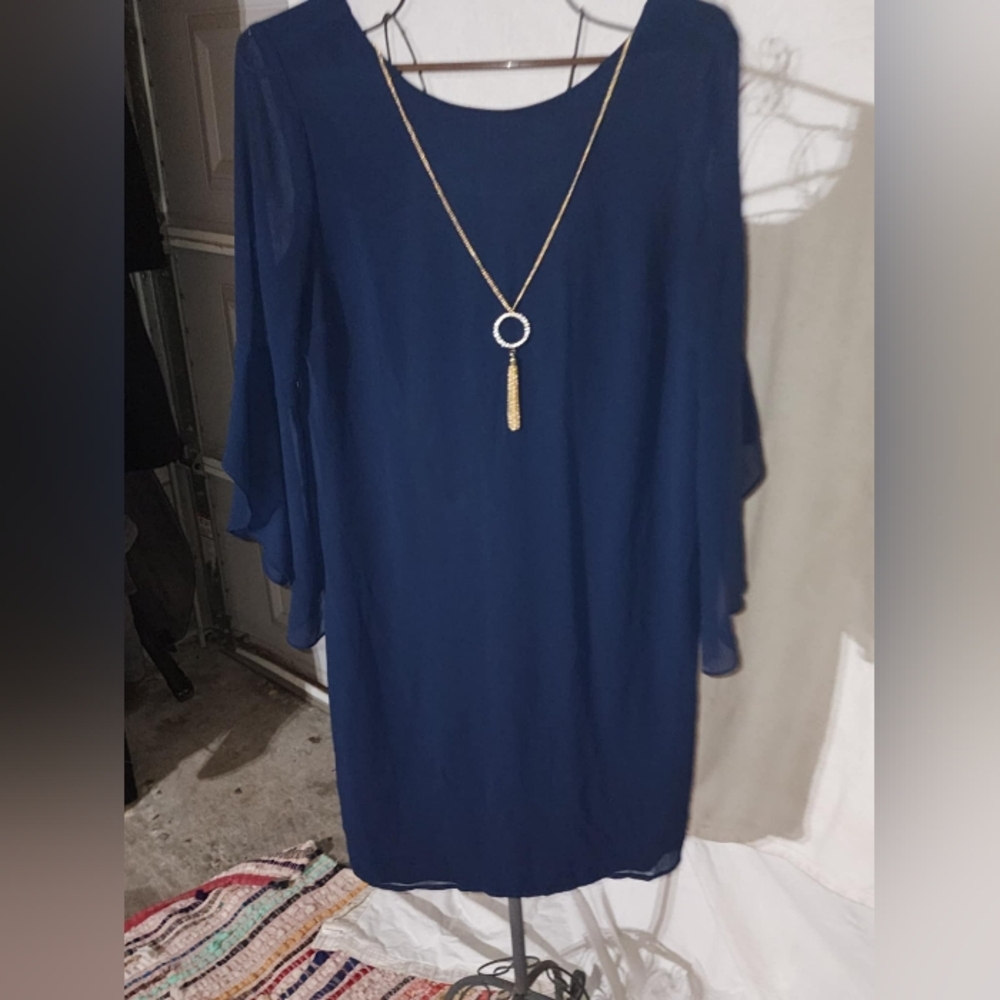 Women's dress